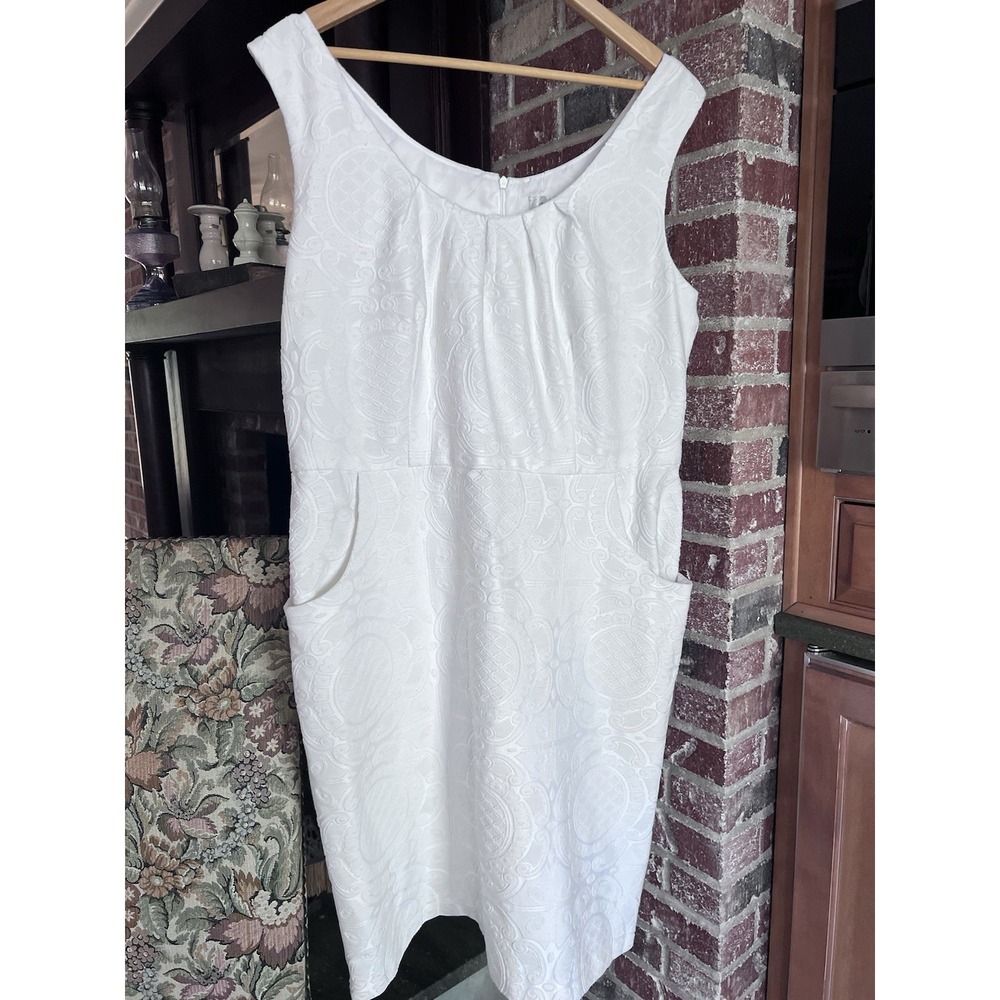 Dress Barn Size 14 White Jacquard Floral Dress Women Stylish Formal‎